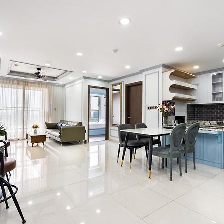 123 Apartment In Saigon Royal With Panorama City View ホーチミン市 エクステリア 写真